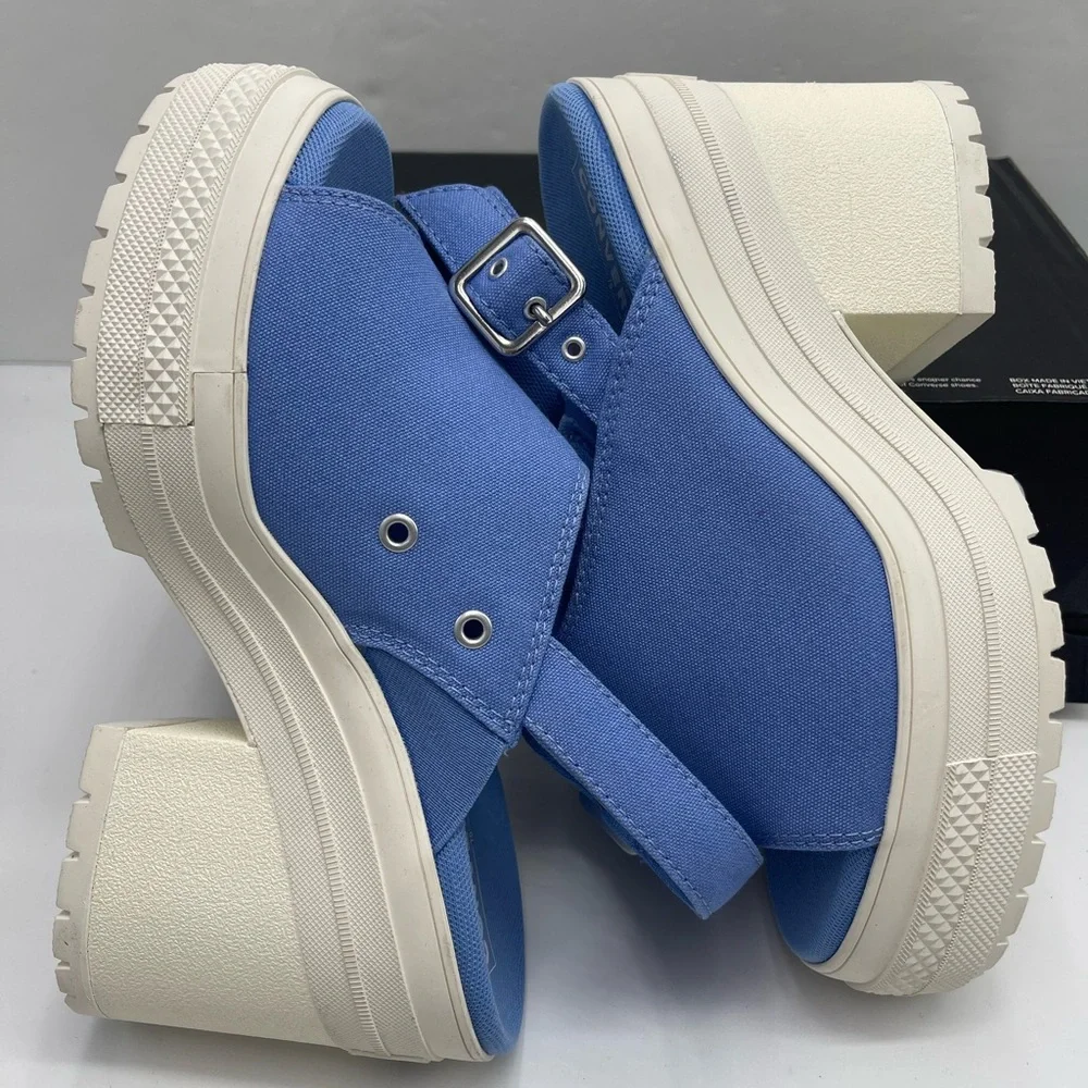 Converse WMNS A13810F
CHUCK 70 DE LUXE HEEL MULE OX OPEN SKY/EGRET Platform Heel - Picture 11 of 16